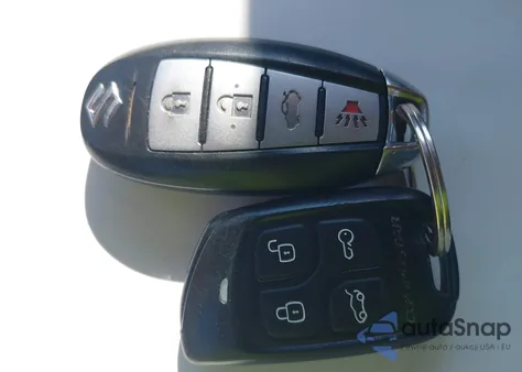 2011 Suzuki Kizashi S z USA, uszkodzony, nr VIN JS2RF9A19B6110214